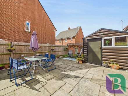 Drayhorse Crescent, Woburn Sands, Image 21