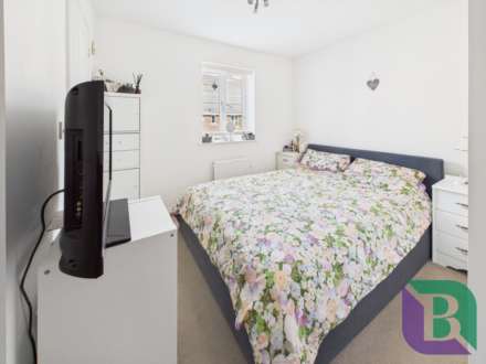Drayhorse Crescent, Woburn Sands, Image 7