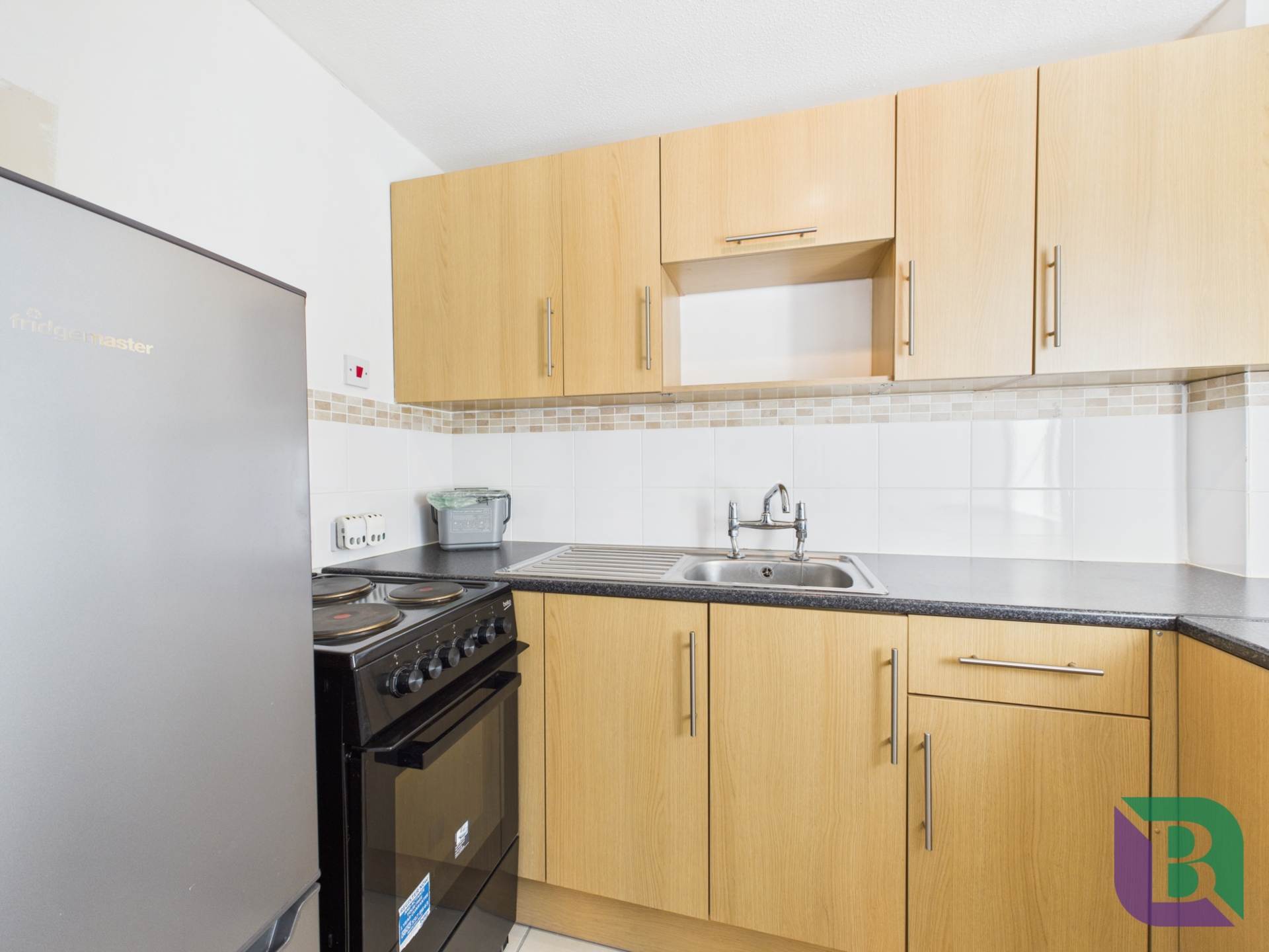 Woburn Road, Woburn Sands, Image 6