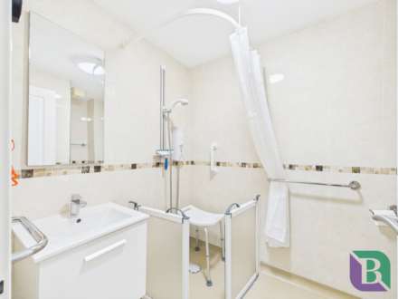 Woburn Road, Woburn Sands, Image 8