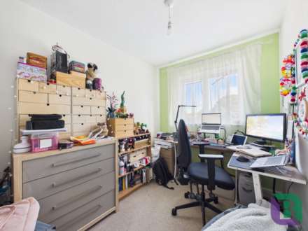 Lowland Road, Tattenhoe, Image 11