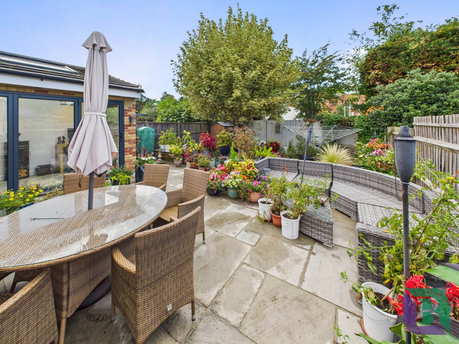 Vicarage Street, Woburn Sands, Image 12