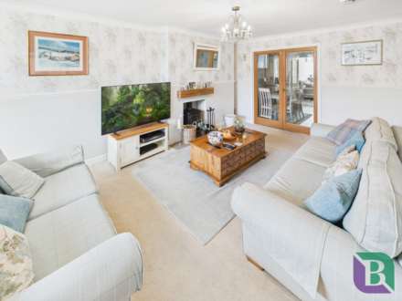 Vicarage Street, Woburn Sands, Image 6