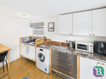 Silverbirches Lane, Aspley Heath, Image 11