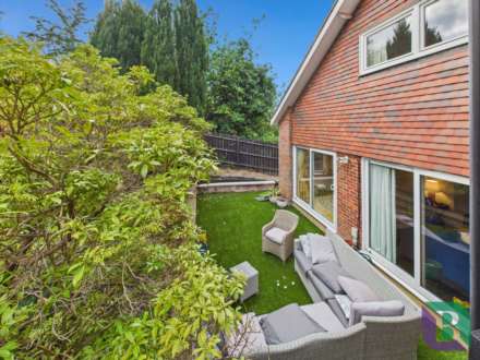Silverbirches Lane, Aspley Heath, Image 25