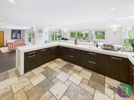 Silverbirches Lane, Aspley Heath, Image 4