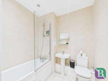 Lattice Court, Milton Keynes, Image 7