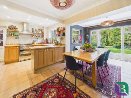 Edwin Close, Bow Brickhill, Image 3