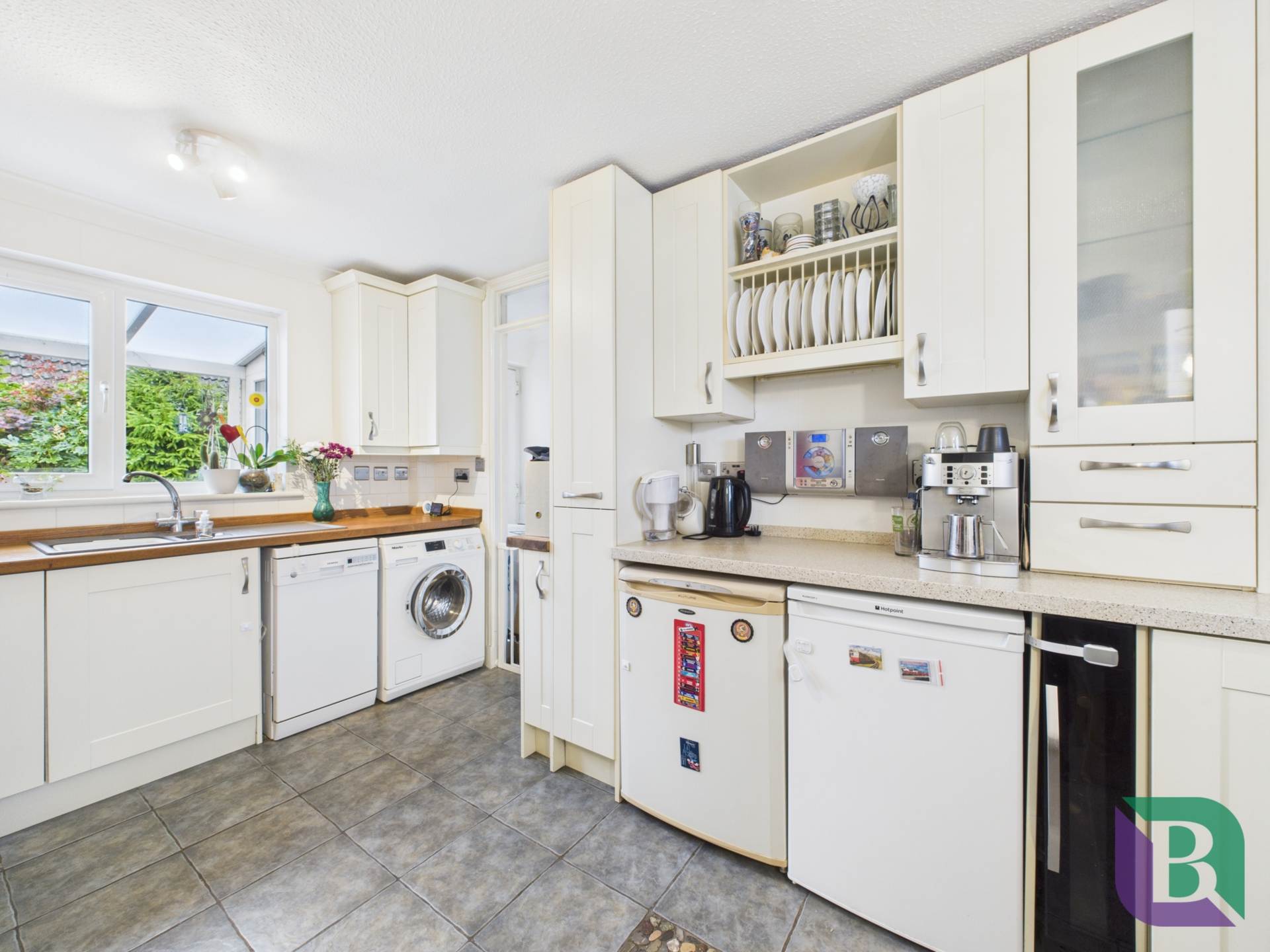 Greenhill Close, Loughton, Image 9