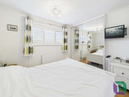 Greenhill Close, Loughton, Image 15