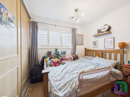 Greenhill Close, Loughton, Image 16