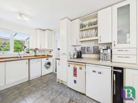 Greenhill Close, Loughton, Image 9