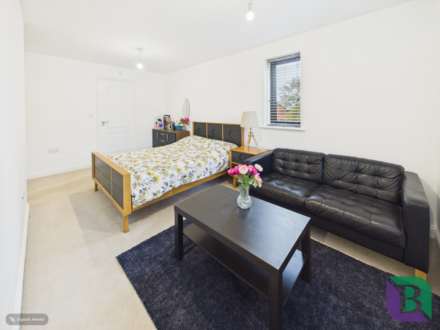 Pierres Place, Glebe Farm, Image 7