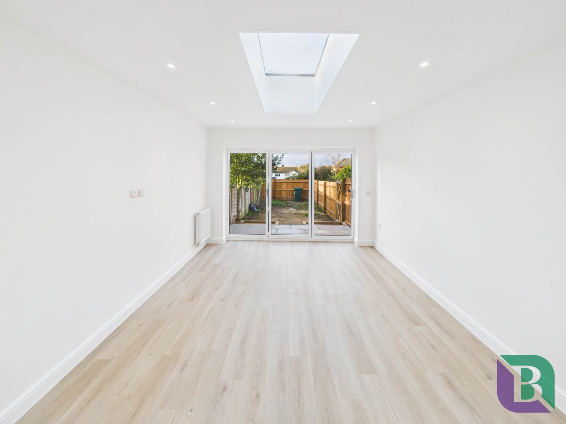 Coronation Road, Stony Stratford, Image 3