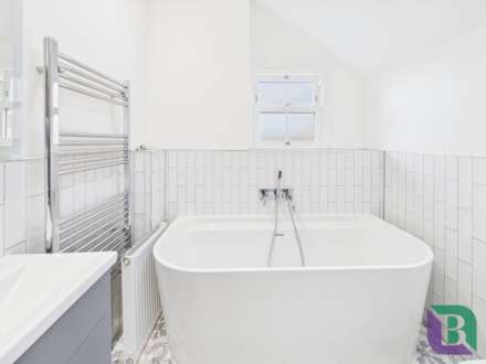 Coronation Road, Stony Stratford, Image 10