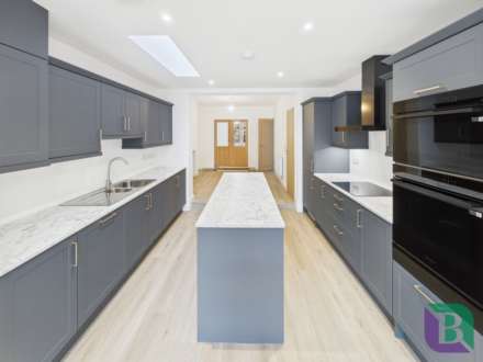 Coronation Road, Stony Stratford, Image 6