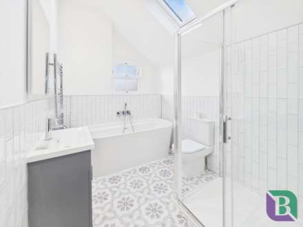 Coronation Road, Stony Stratford, Image 9