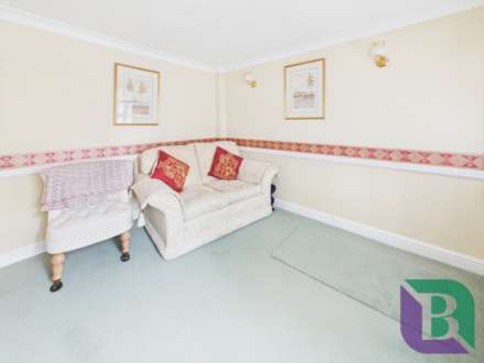 Chapel Street, Woburn Sands, Image 5