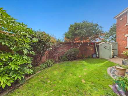 Newport Road, Woburn Sands, Image 28