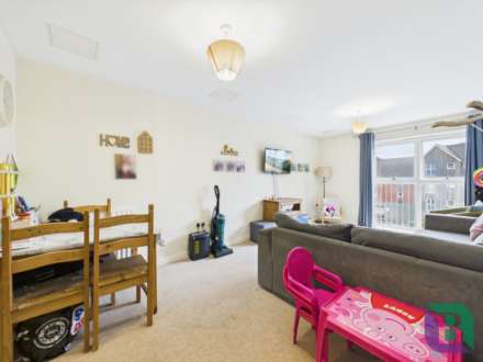 Turnstone House, Milton Keynes, Image 4