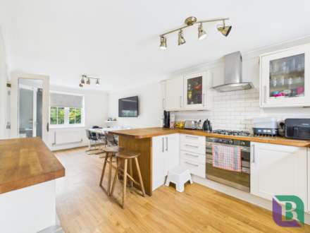 Newport Road, Milton Keynes, Image 3
