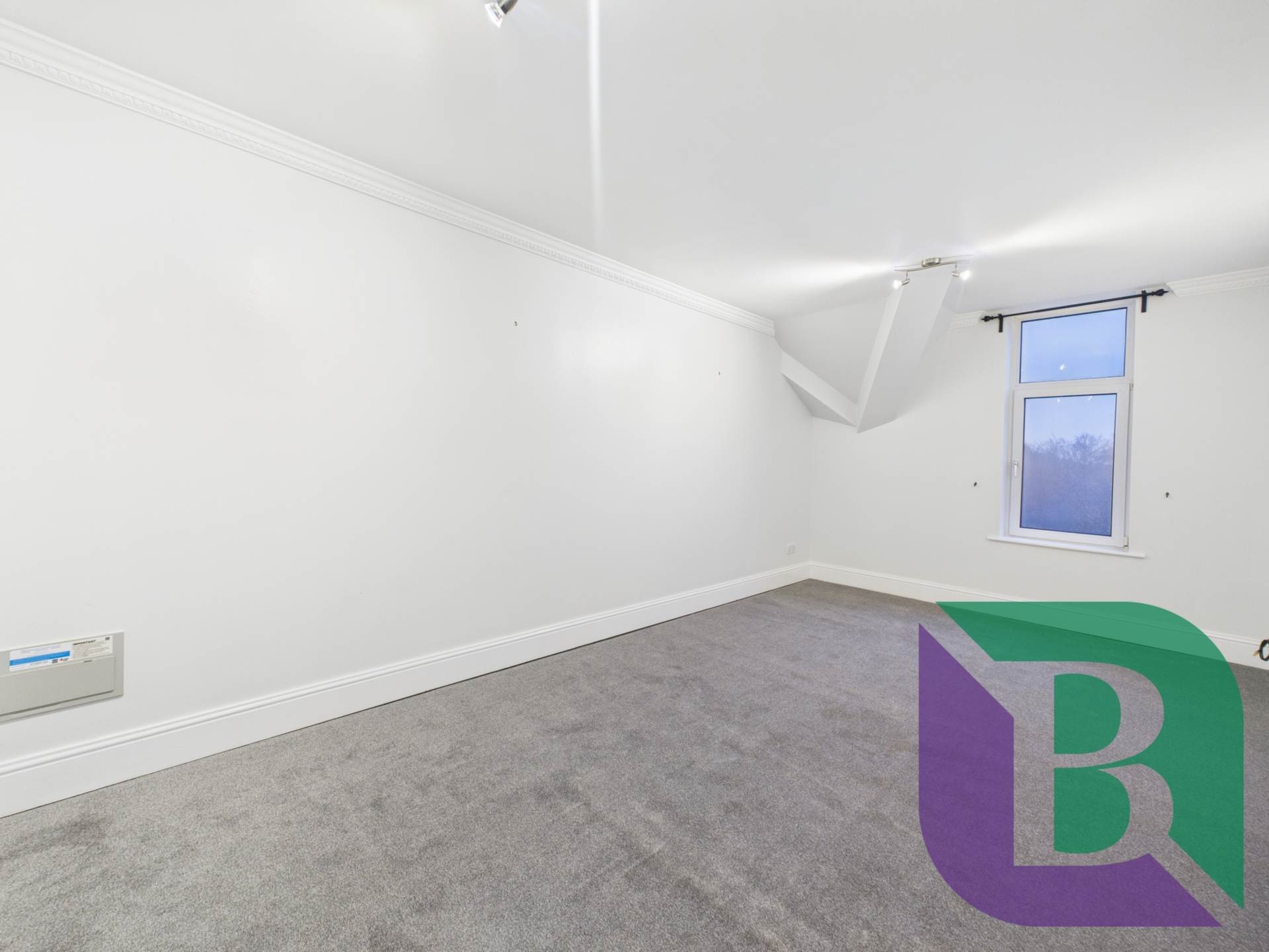 The Knoll, Aspley Heath, Milton Keynes, Image 12