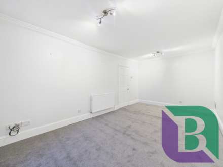 The Knoll, Aspley Heath, Milton Keynes, Image 14