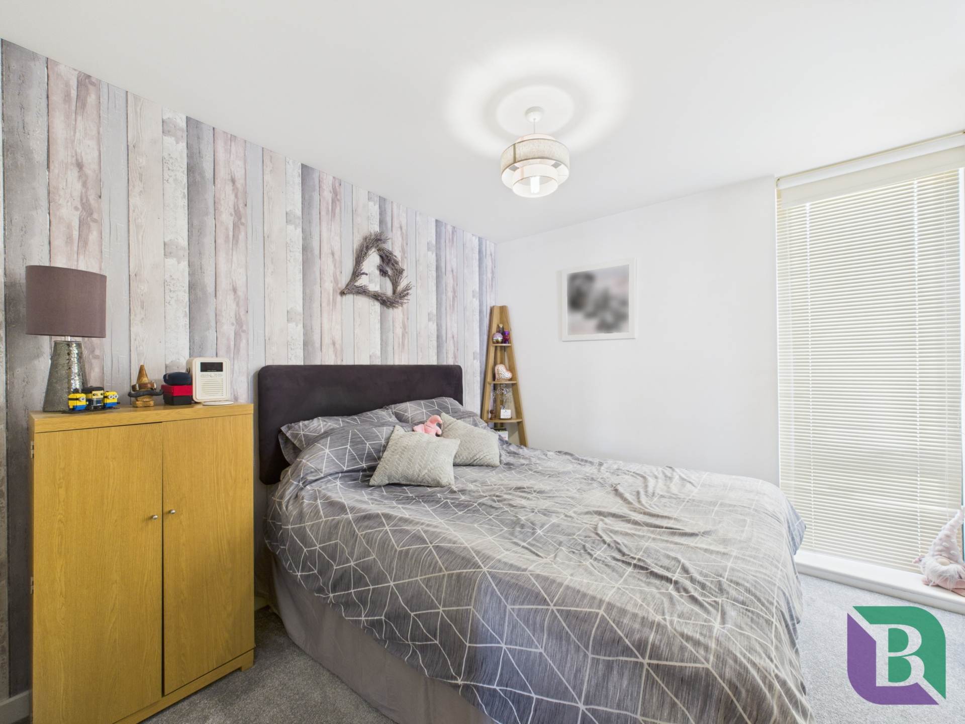 Loughborough Drive, Broughton Gate, Image 11