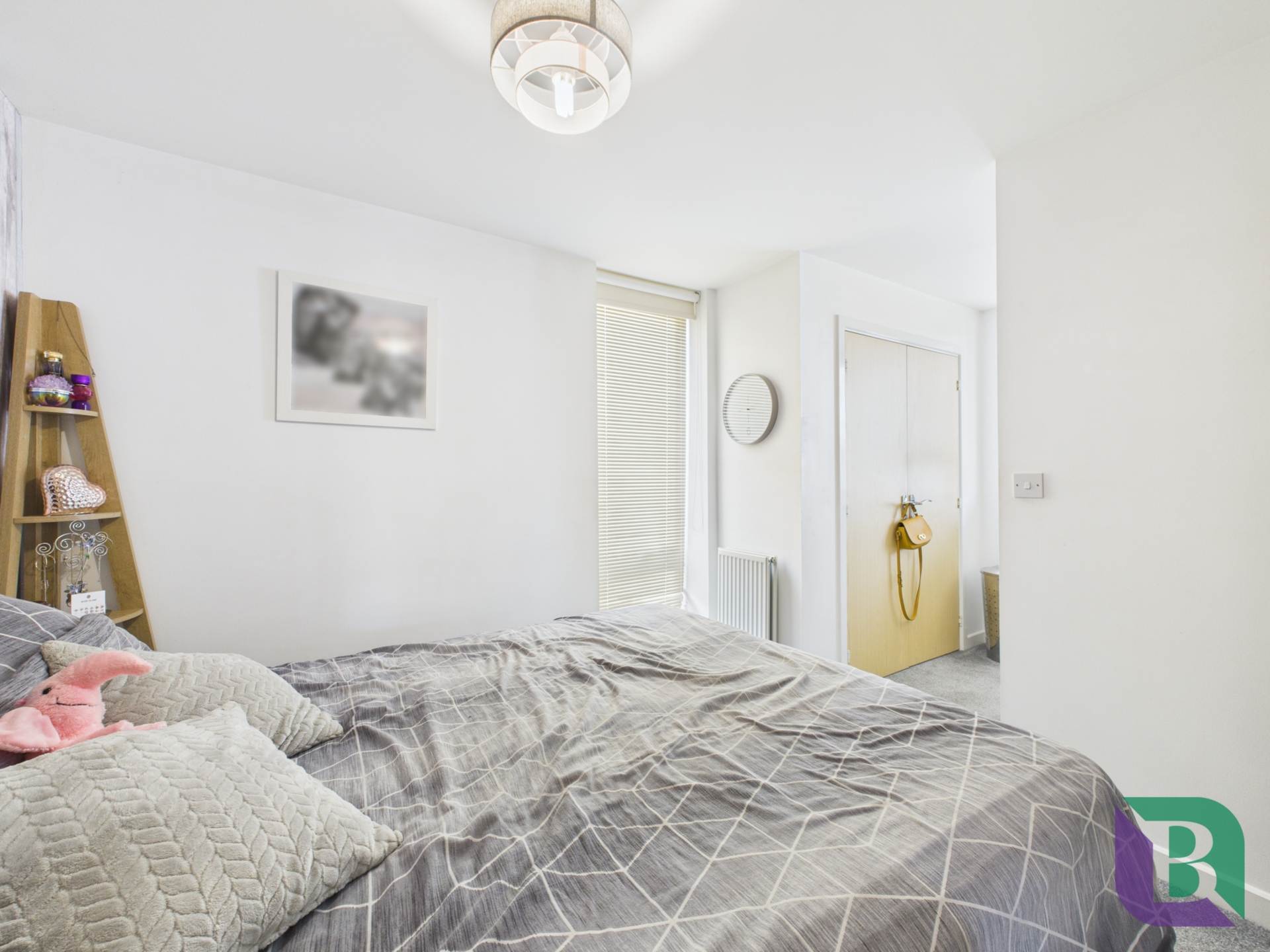 Loughborough Drive, Broughton Gate, Image 12