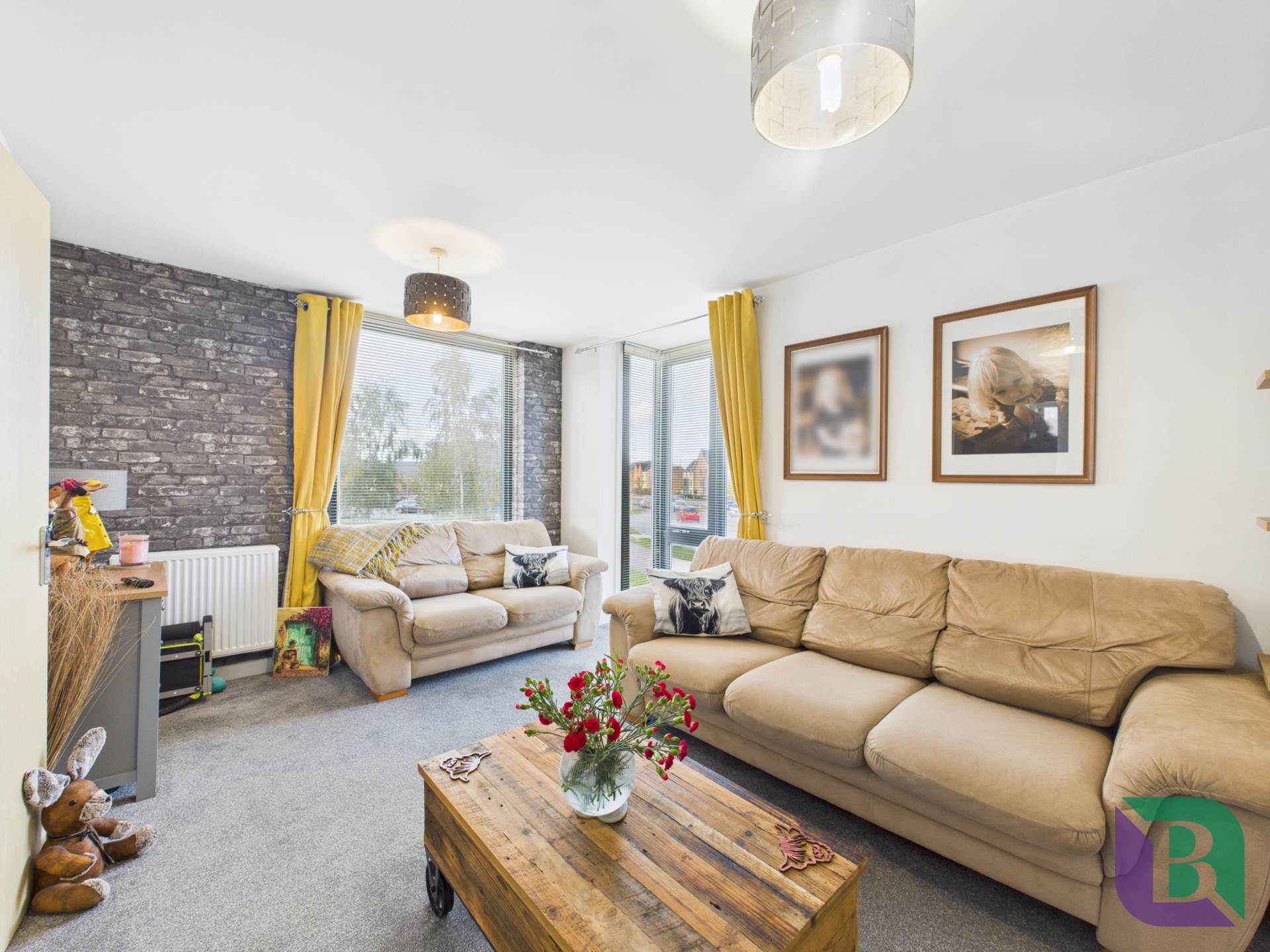 Loughborough Drive, Broughton Gate, Image 3