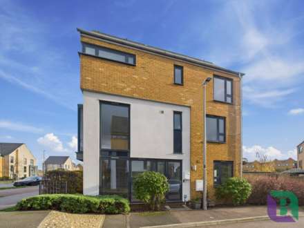 Loughborough Drive, Broughton Gate, Image 26