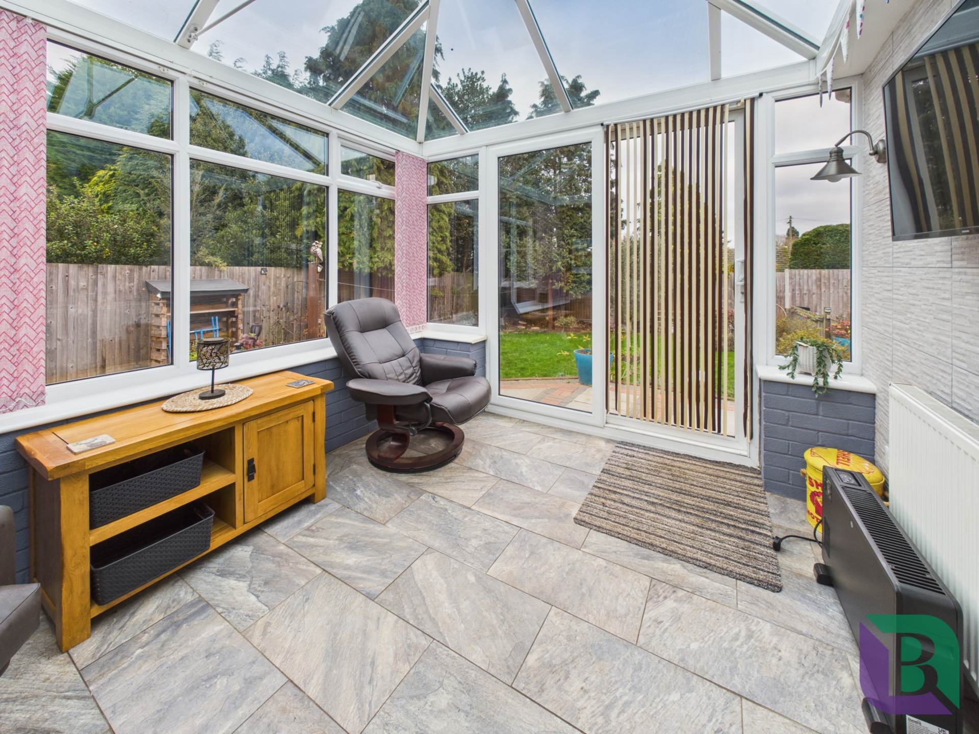 Theydon Ave, Milton Keynes, Image 9