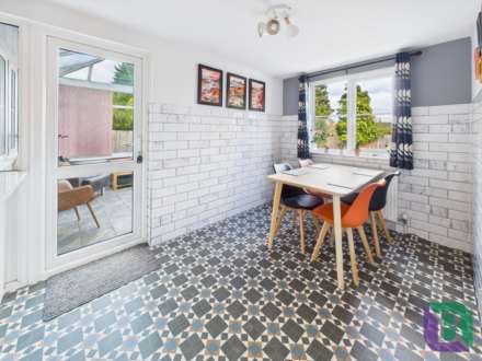 Theydon Ave, Milton Keynes, Image 3