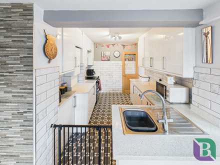 Theydon Ave, Milton Keynes, Image 5