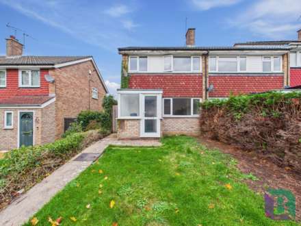 3 Bedroom Semi-Detached, Mersey Close, Bletchley