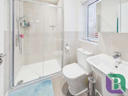 Kings Grove, Bedford, Image 18