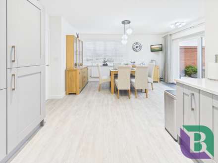 Kings Grove, Bedford, Image 4