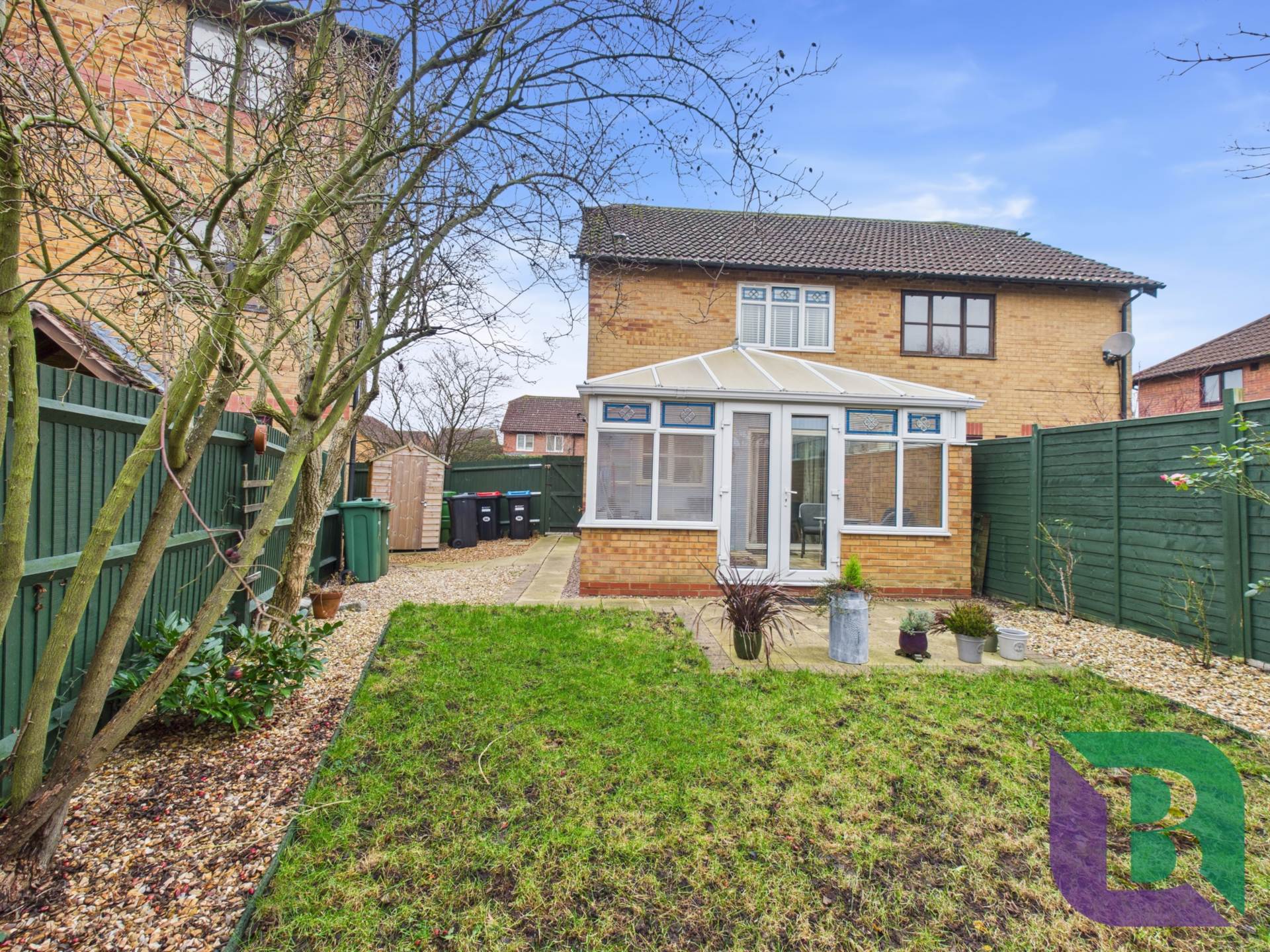 Mithras Gardens, Wavendon Gate, Image 4