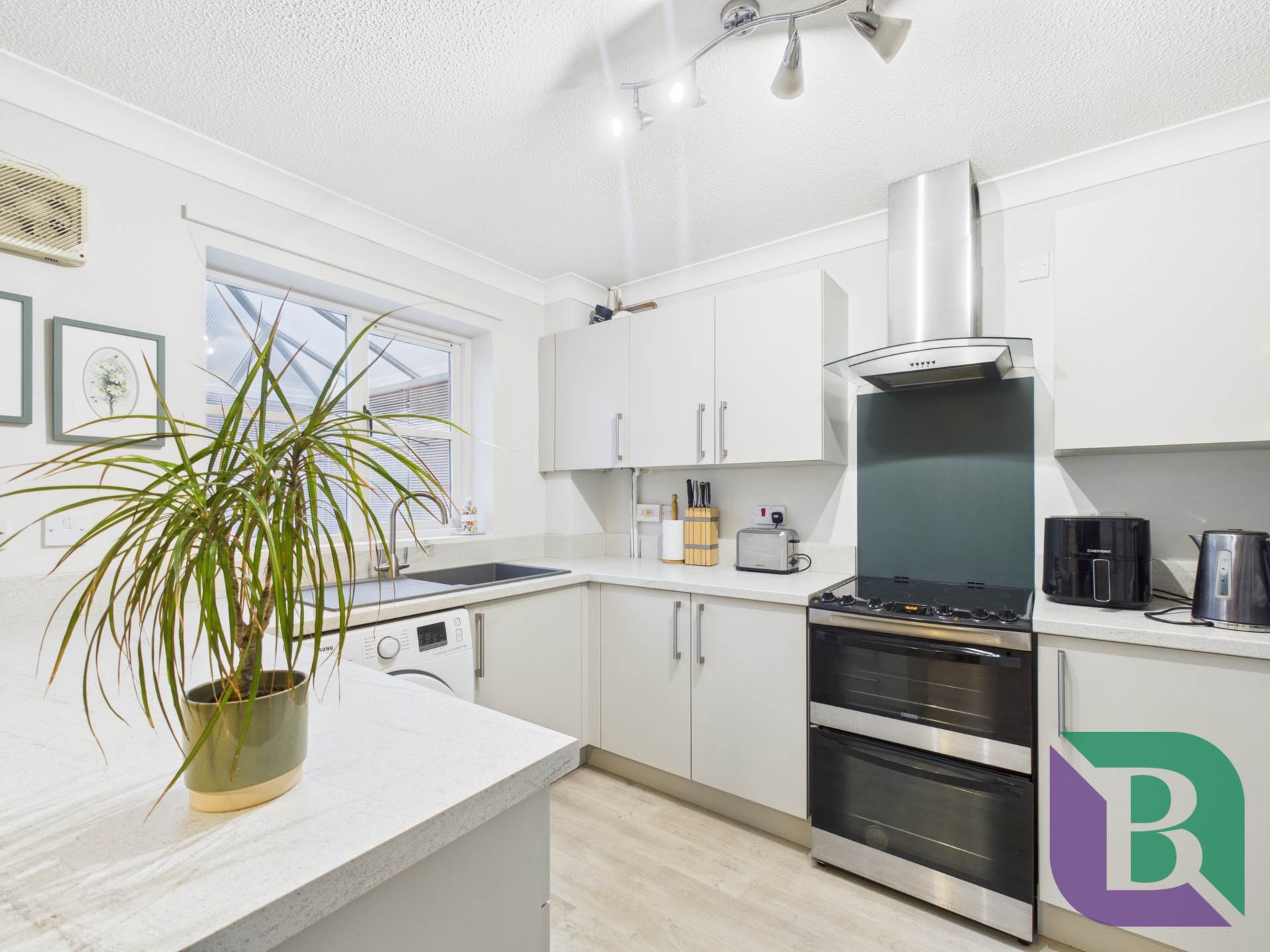 Mithras Gardens, Wavendon Gate, Image 6