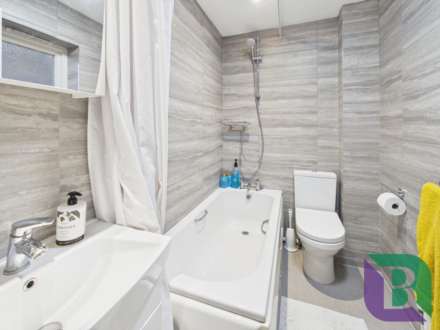 Mithras Gardens, Wavendon Gate, Image 11