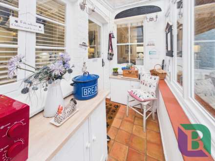 Russell Street, Woburn Sands, Image 9