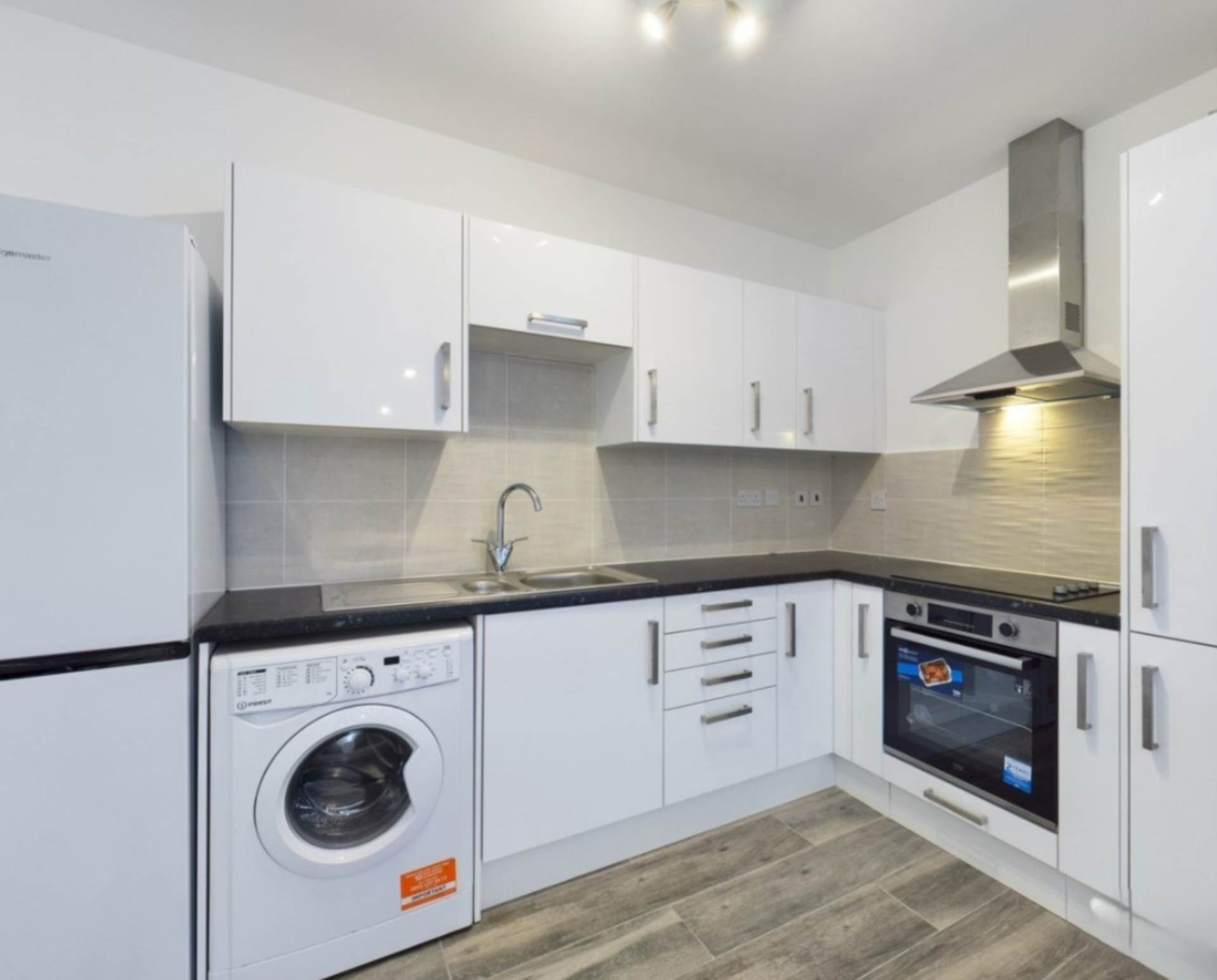 Jersey Road, Milton Keynes, Image 3