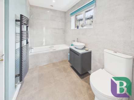 Asplands Close, Milton Keynes, Image 13