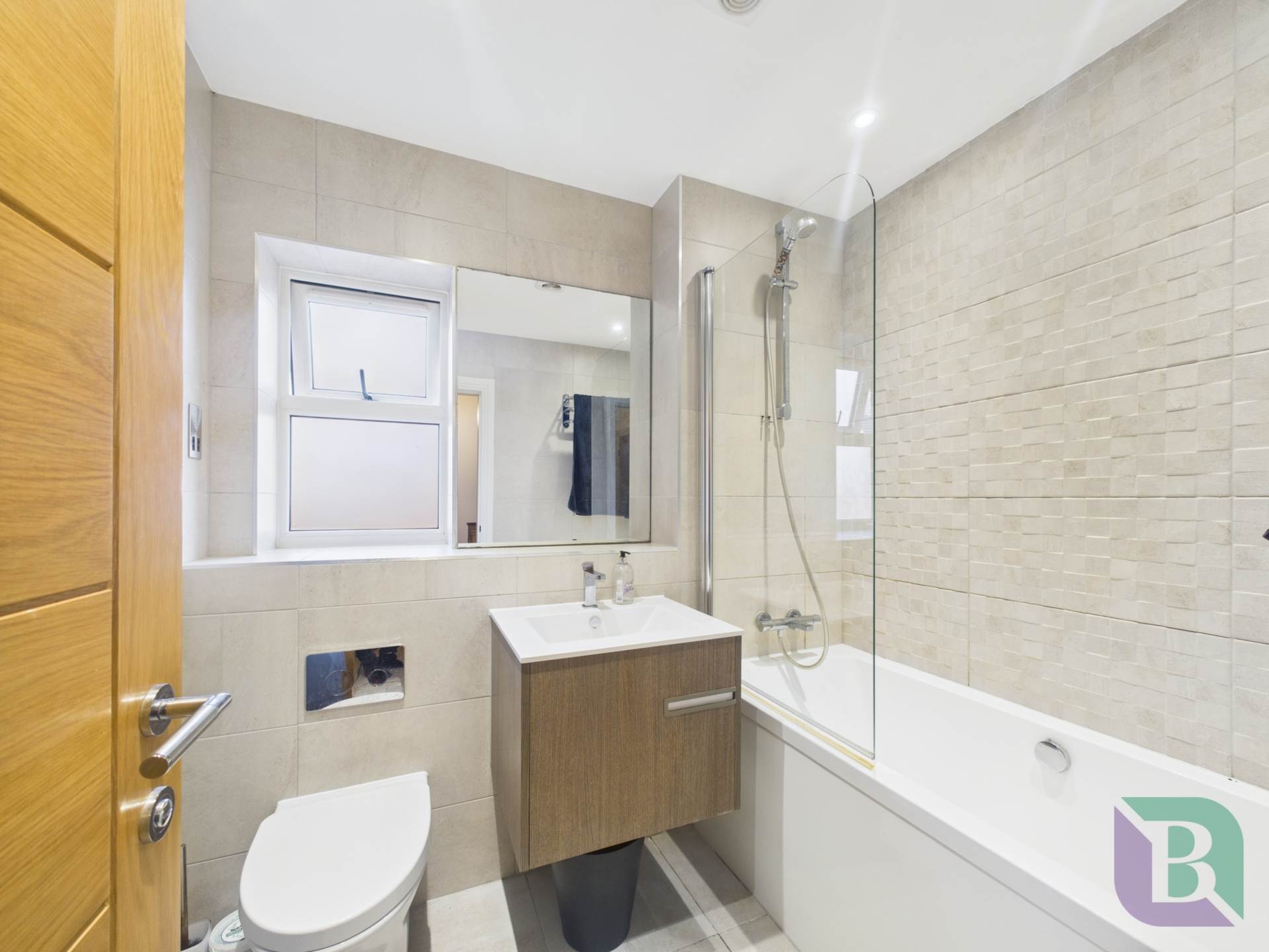 Meadow Brook, Stoke Hammond, Image 16