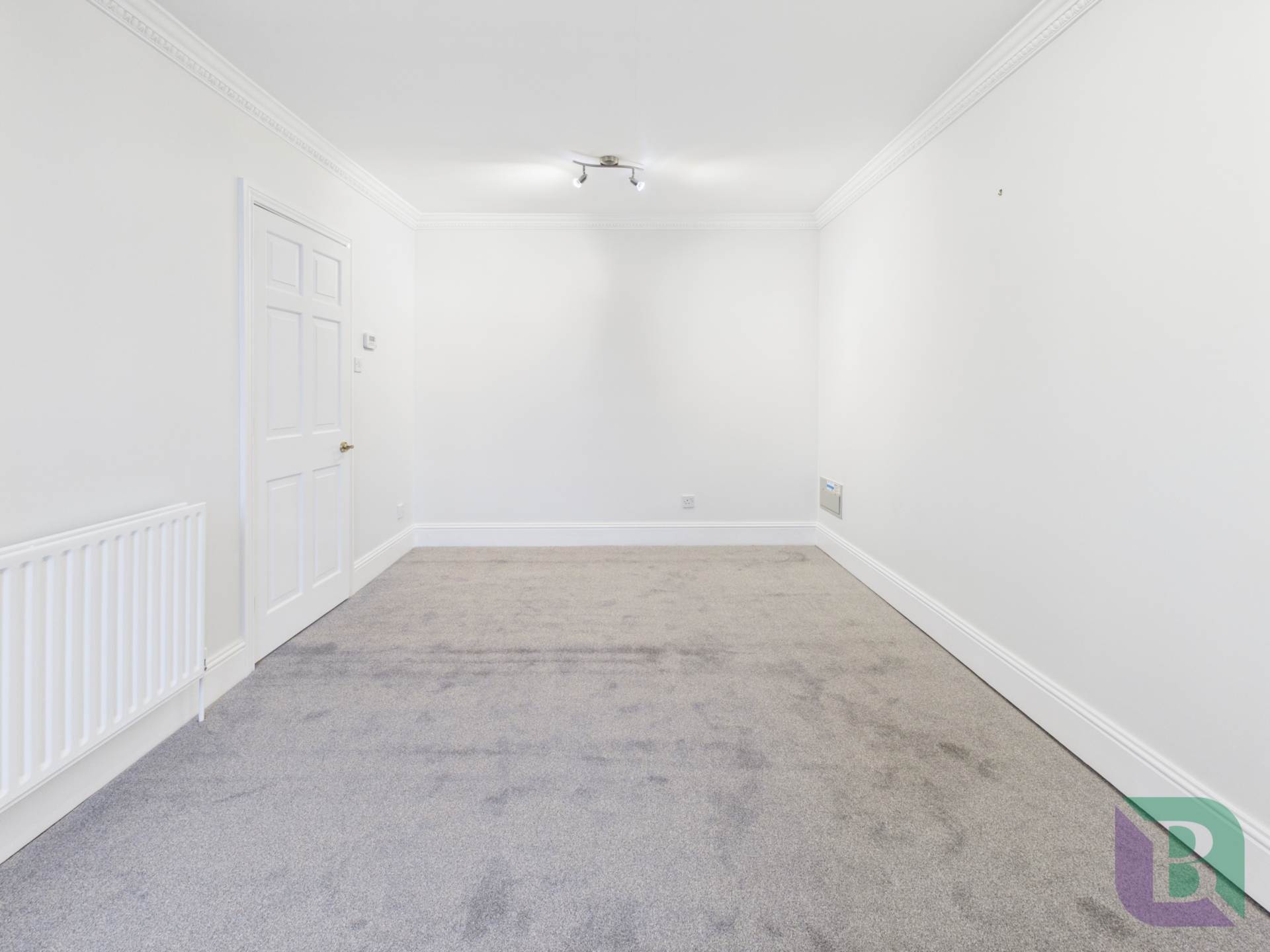 The Knoll, Aspley Heath, Milton Keynes, Image 3