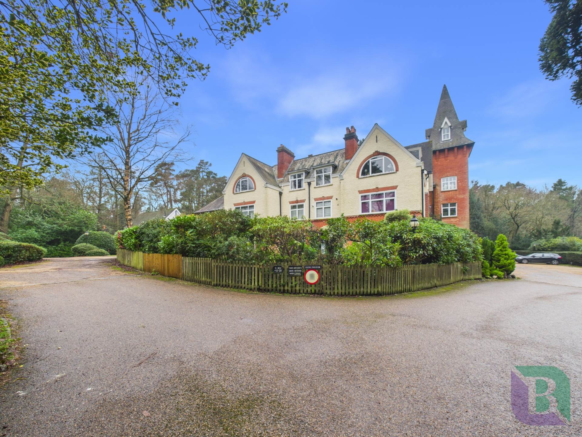 The Knoll, Aspley Heath, Milton Keynes, Image 8