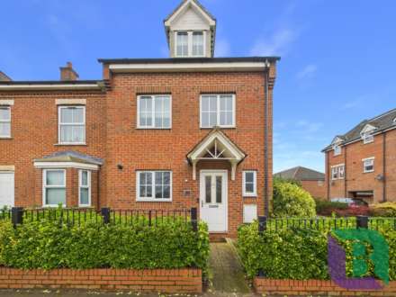 Station Road, Milton Keynes, Image 1