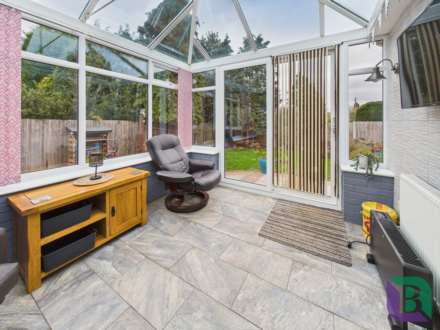 Theydon Ave, Milton Keynes, Image 10