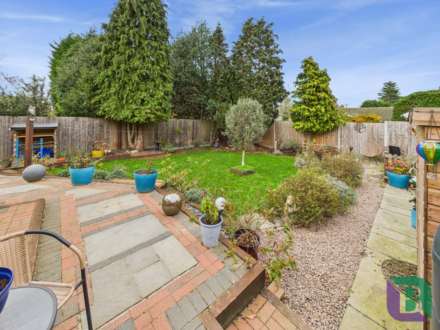 Theydon Ave, Milton Keynes, Image 3