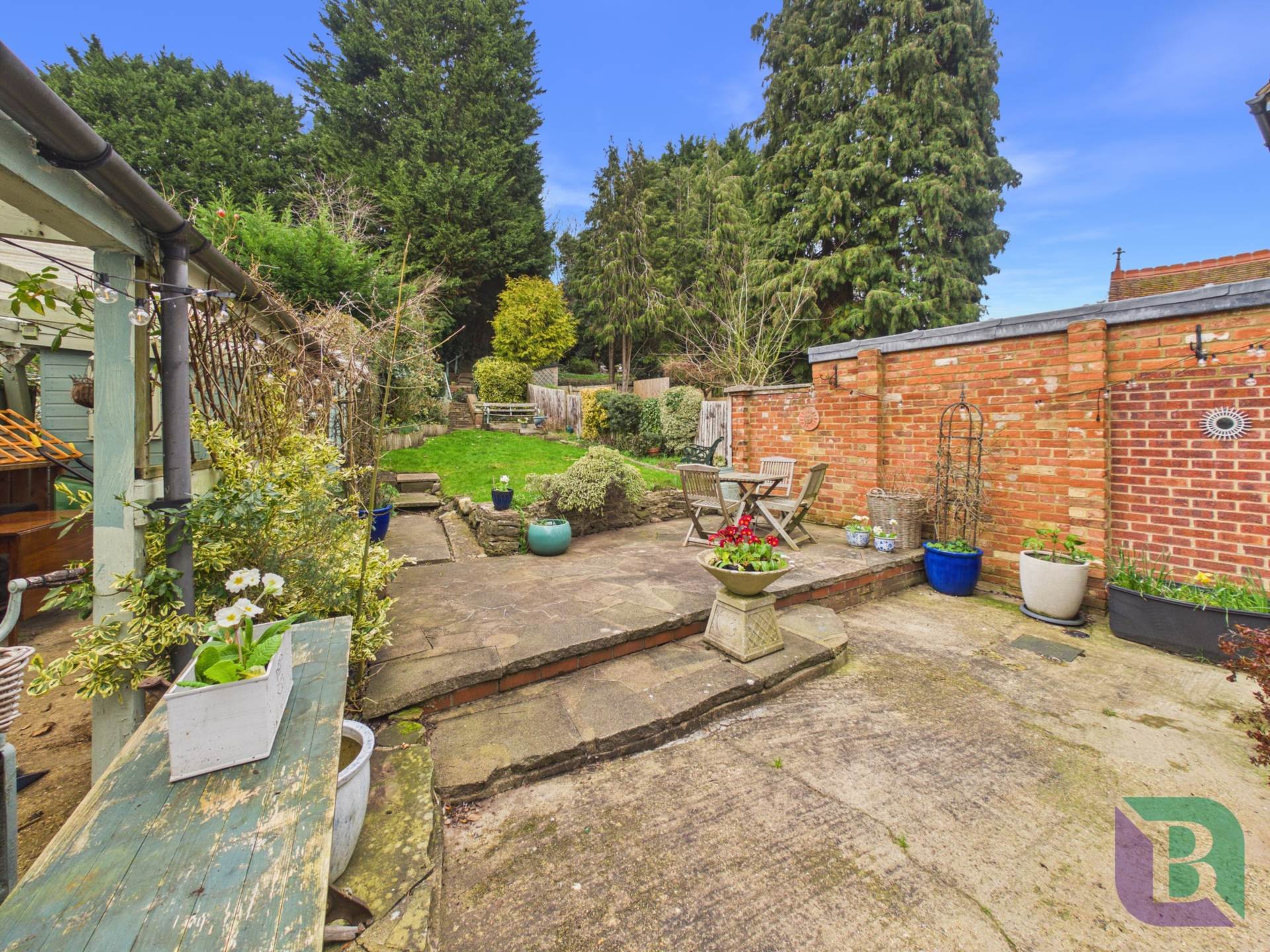 The Square, Aspley Guise, Image 17